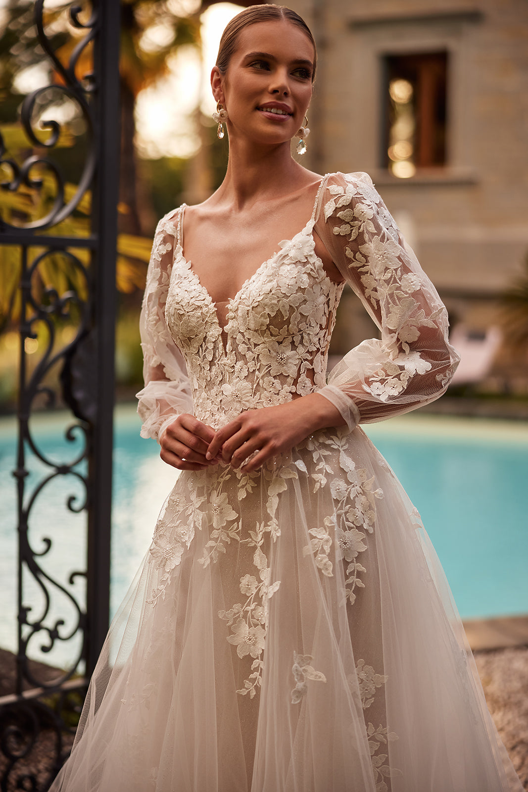 Robe de mariée princesse Ariana à manches amovibles, DAMA Couture — photo principale.