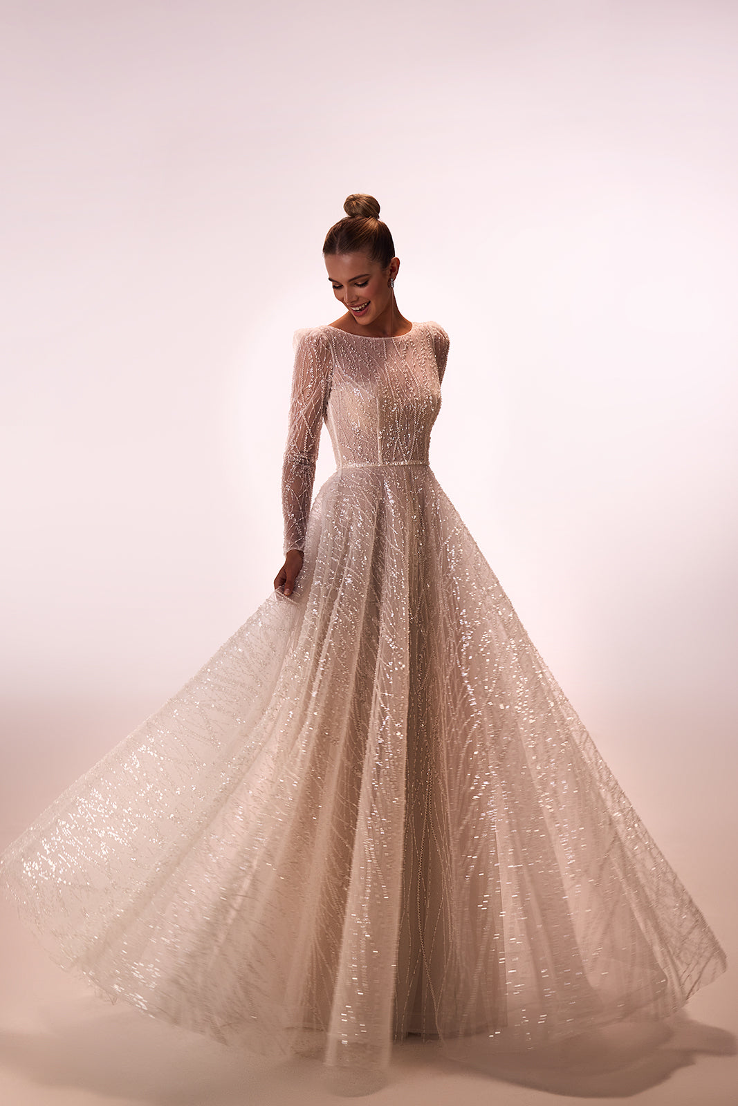 Robe de mariée Galia, allure glamour, DAMA Couture — photo principale.