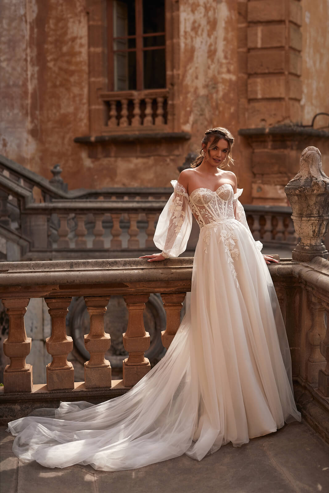 Robe de mariée trapèze Hermiona à manches longues, DAMA Couture.