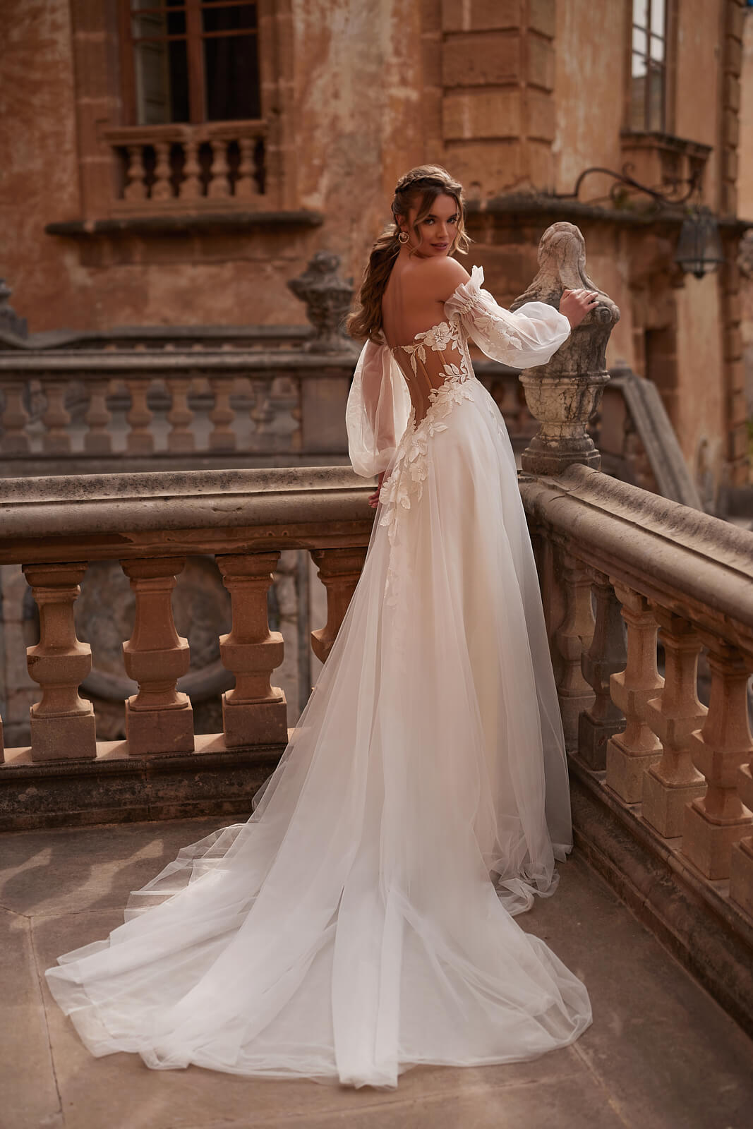 Robe de mariée trapèze Hermiona à manches longues, DAMA Couture.