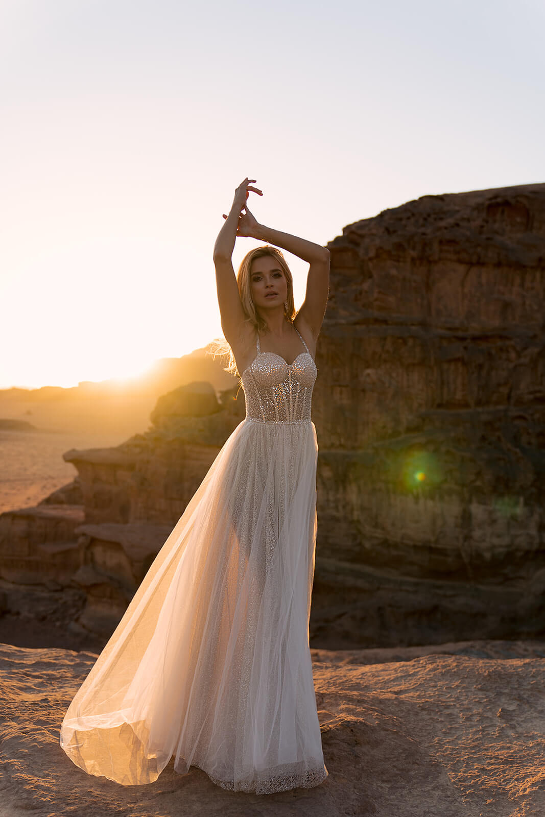 Robe de mariée Inca, DAMA Couture — vue de face.