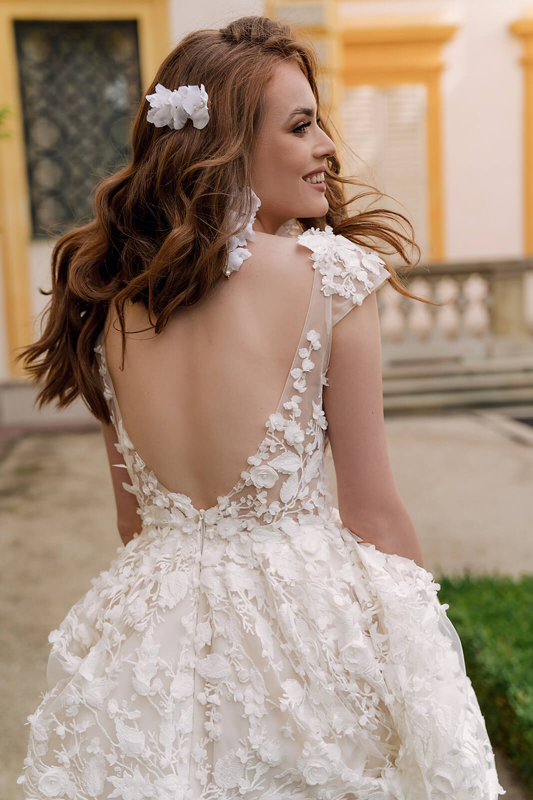 Robe de mariée Azalea, DAMA Couture — vue de face.