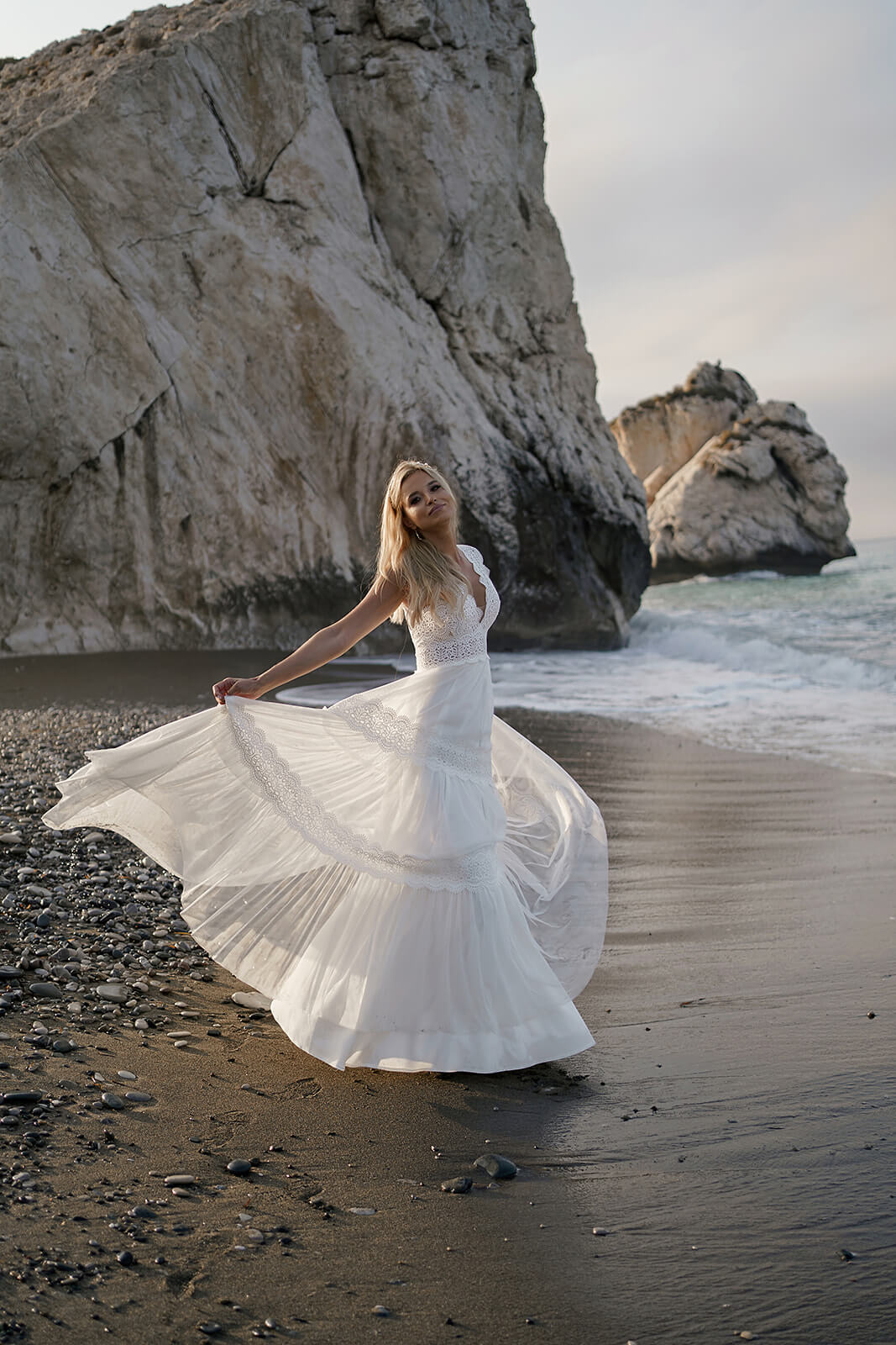 Robe de mariée trapèze Lidia, DAMA Couture.