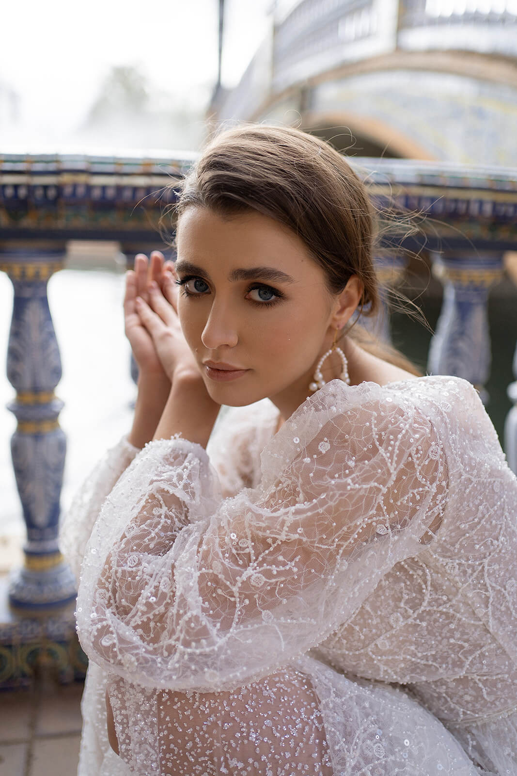 Robe de mariée Suri — silhouette entière.