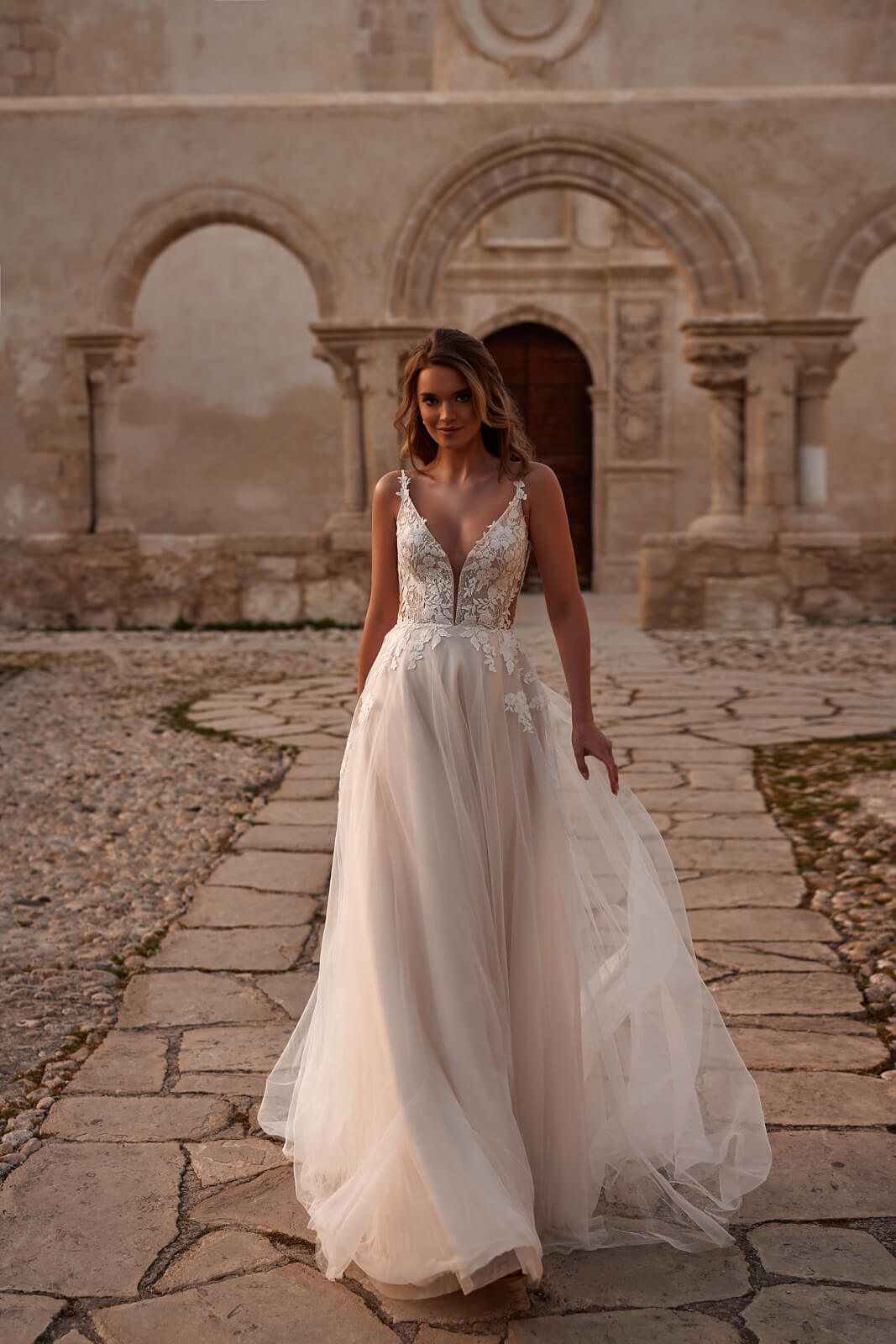 Robe de mariée trapèze Avril, DAMA Couture.