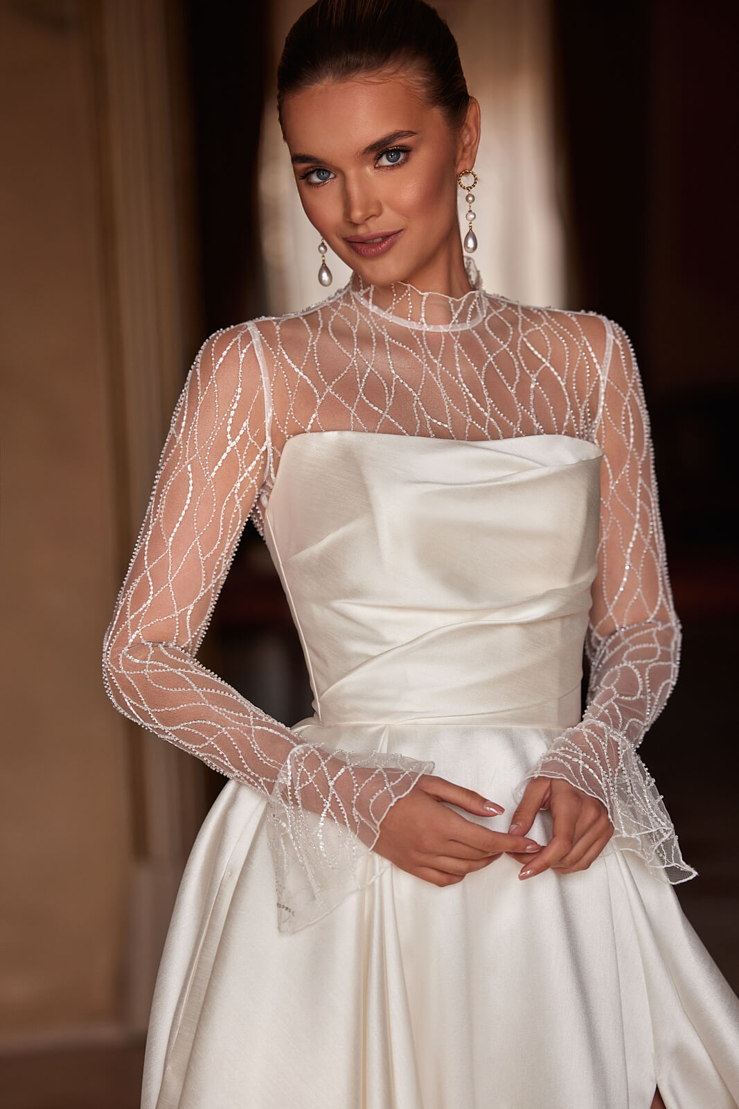 Robe de mariée trapèze Madelaine en satin, DAMA Couture.