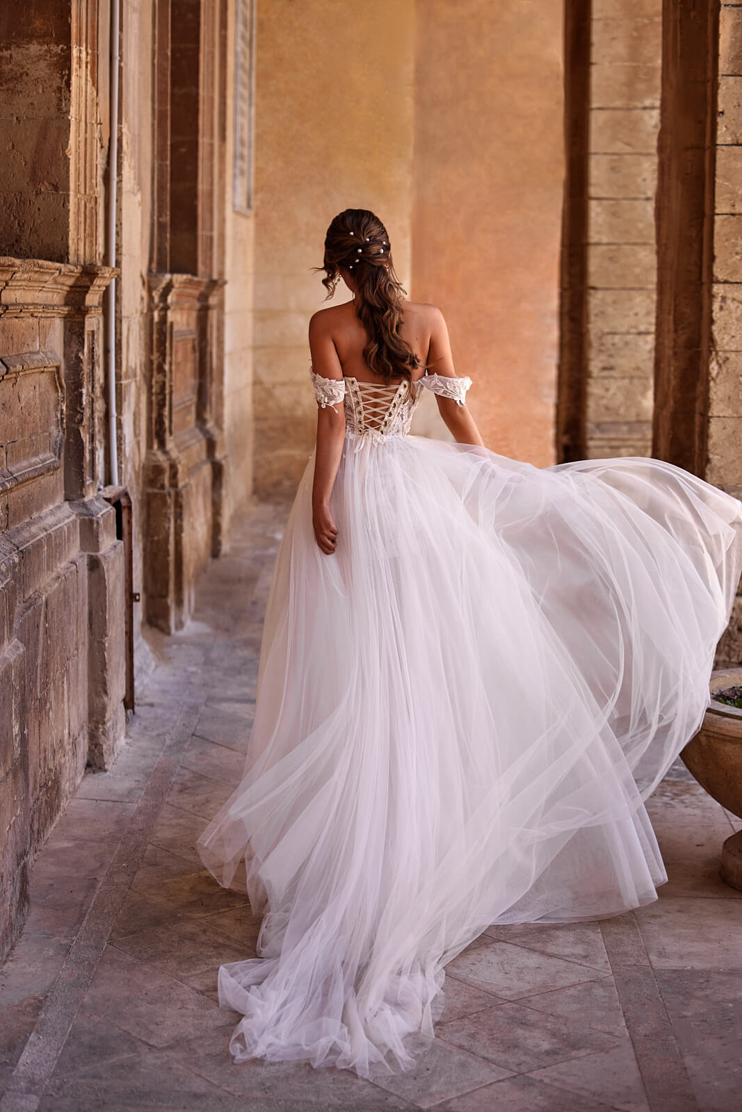 Robe de mariée courte Noa, DAMA Couture.