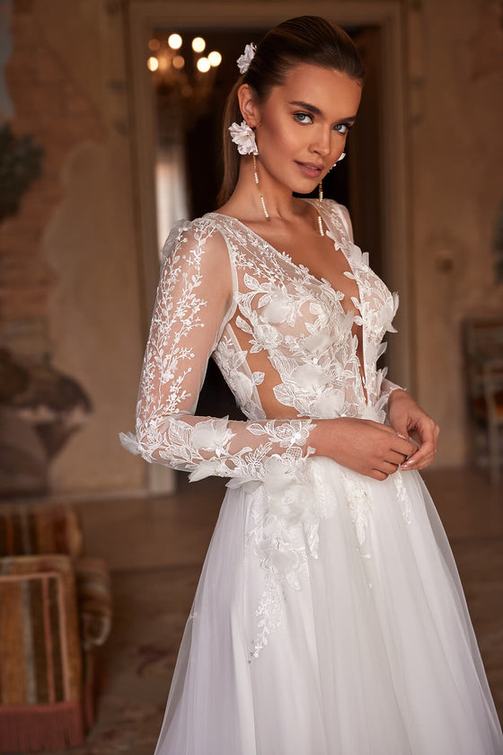 Robe de mariée trapèze Octavia à manches longues, DAMA Couture.
