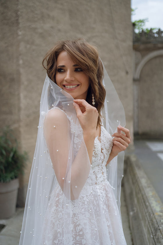 Voile cathédrale perlé, DAMA Couture.