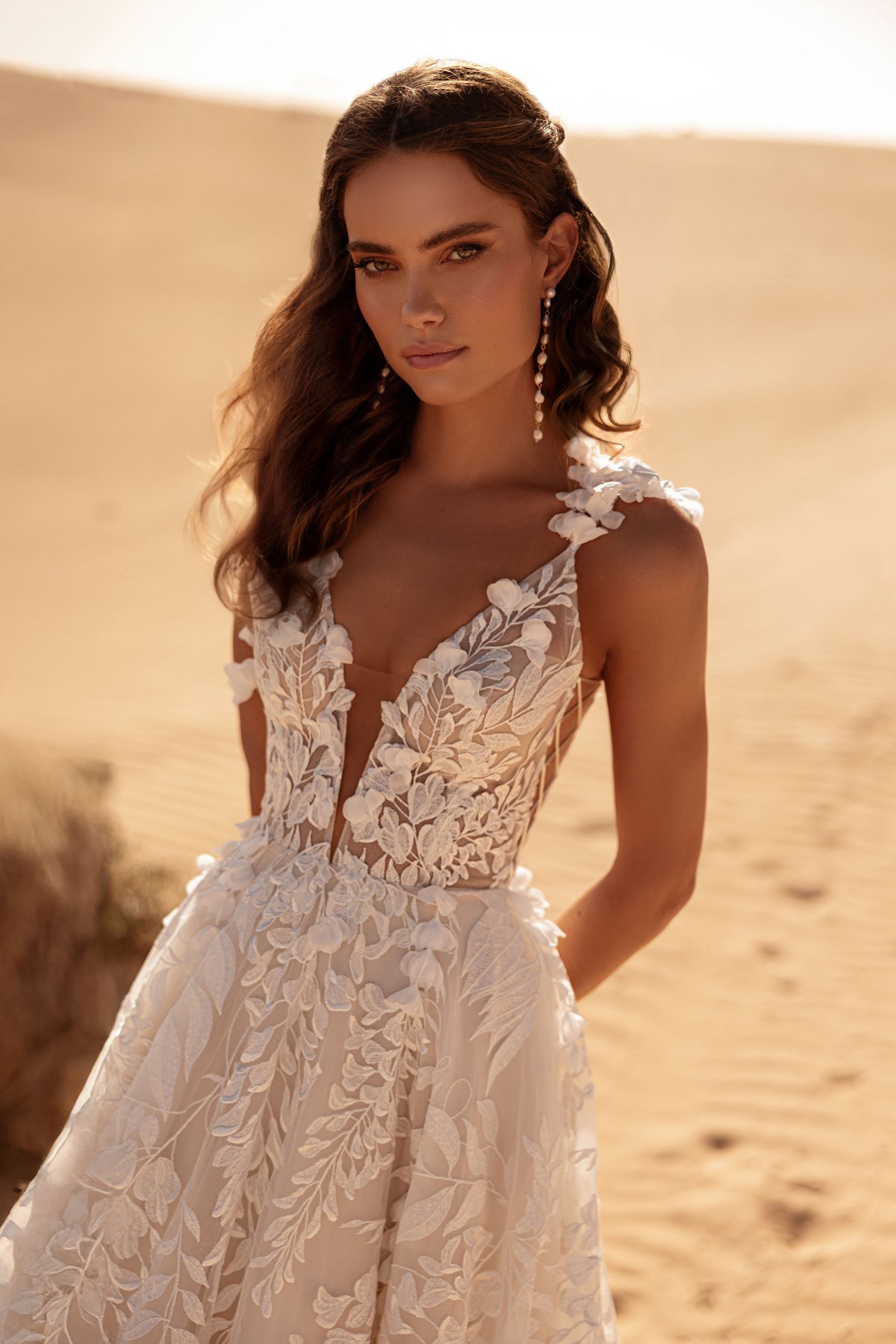 Wisteria, robe de mariée DAMA Couture.